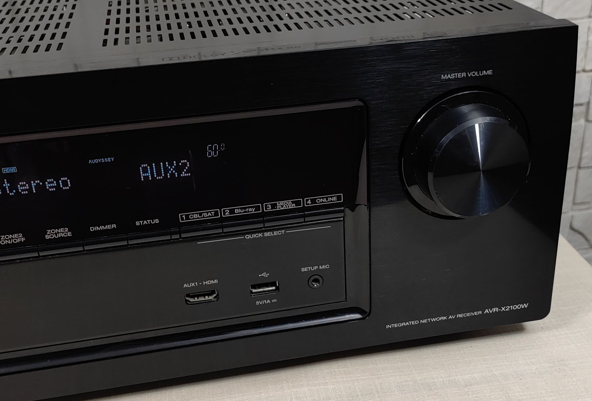 Denon AVR-X2100W Multimedialny amolitner kina domowego