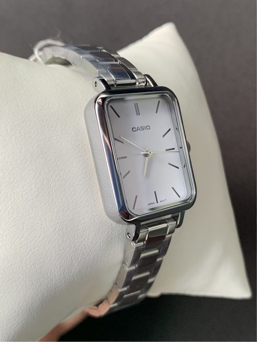 Годинник жіночий Casio LTP-V009D-7 Оригінал Гарантія Часы женские