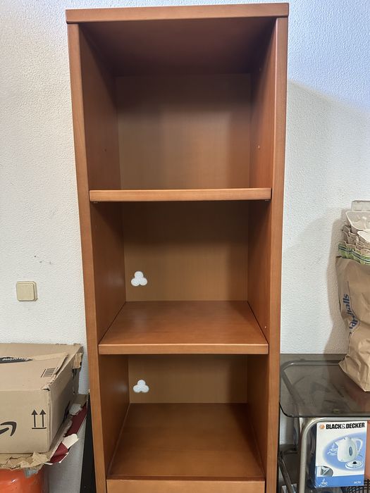 Estante madeira c/ gavetas e prateleiras