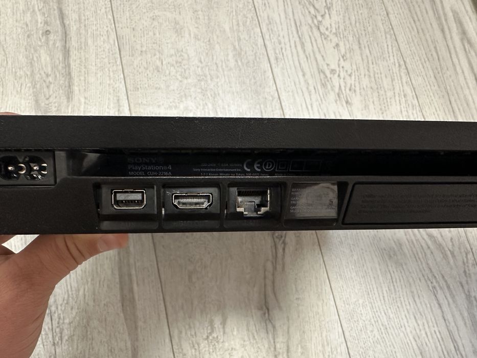 Ps 4 slim 500gb. 2 джостіка