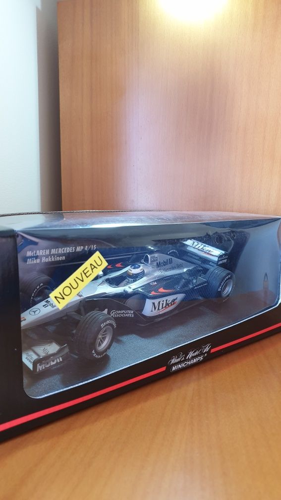 Miniatura F1 minichamps MP4-15