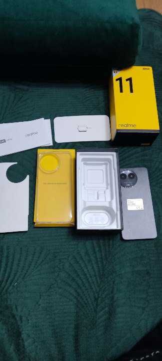 Smartfon realme 11 5G 8/256GB