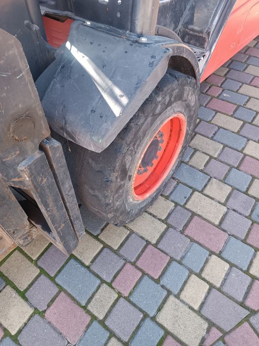 Навантажувач вилочний Лінде Н30Т. Погрущик газовий. 2003р