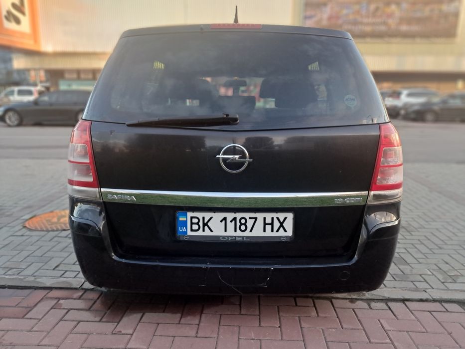 Opel zafira b 1,9