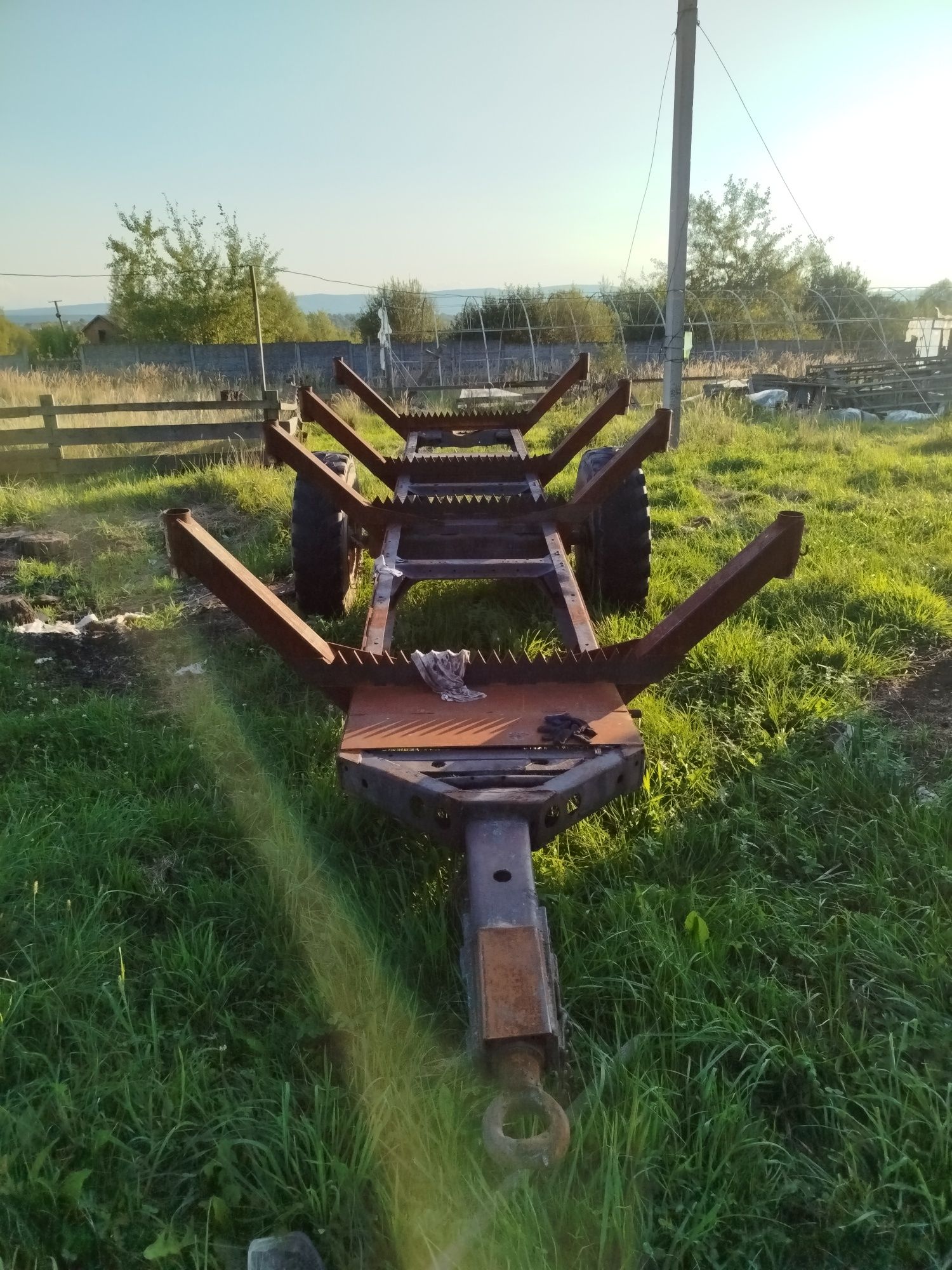 Продам причіп лісовоз