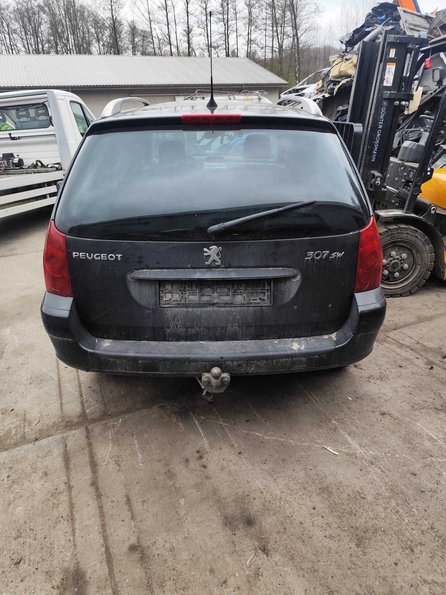 Posiadam czesci peugeot 307 sw kombi  1.6hdi