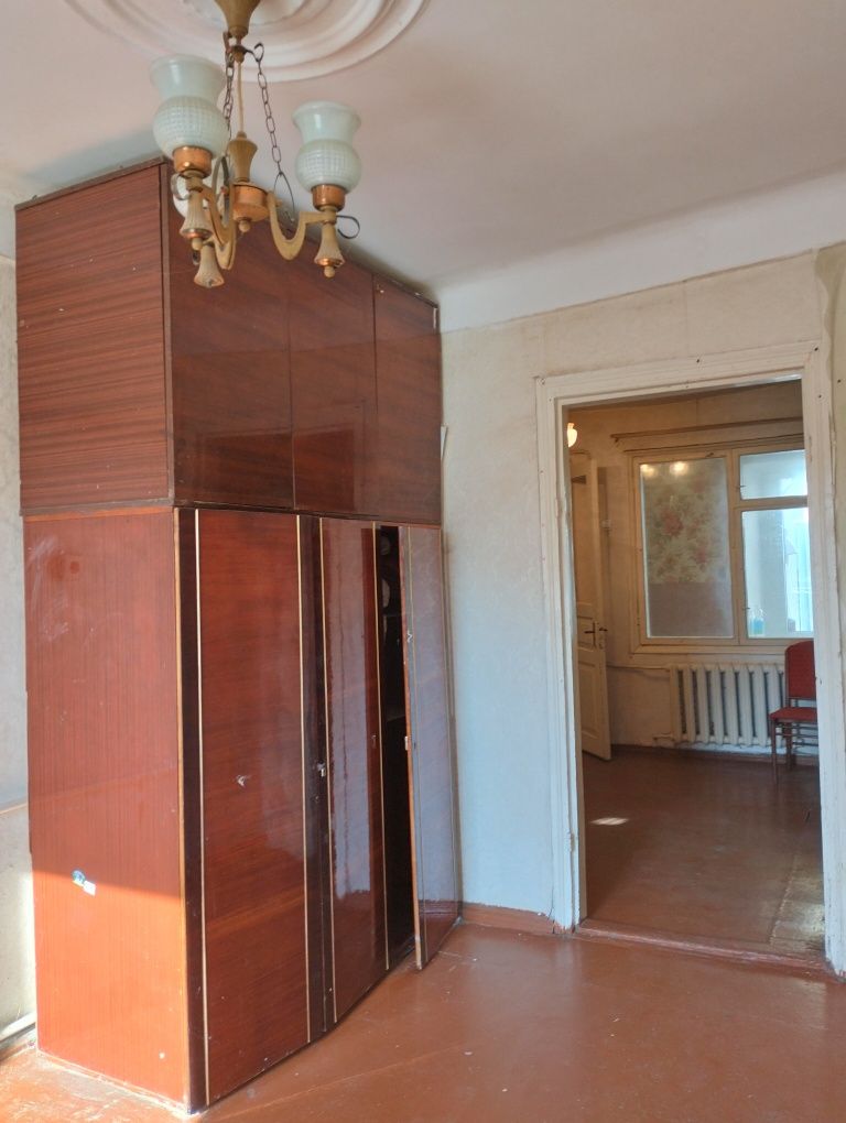 2к кв.,ул. Сенная-Андреева, 9300$