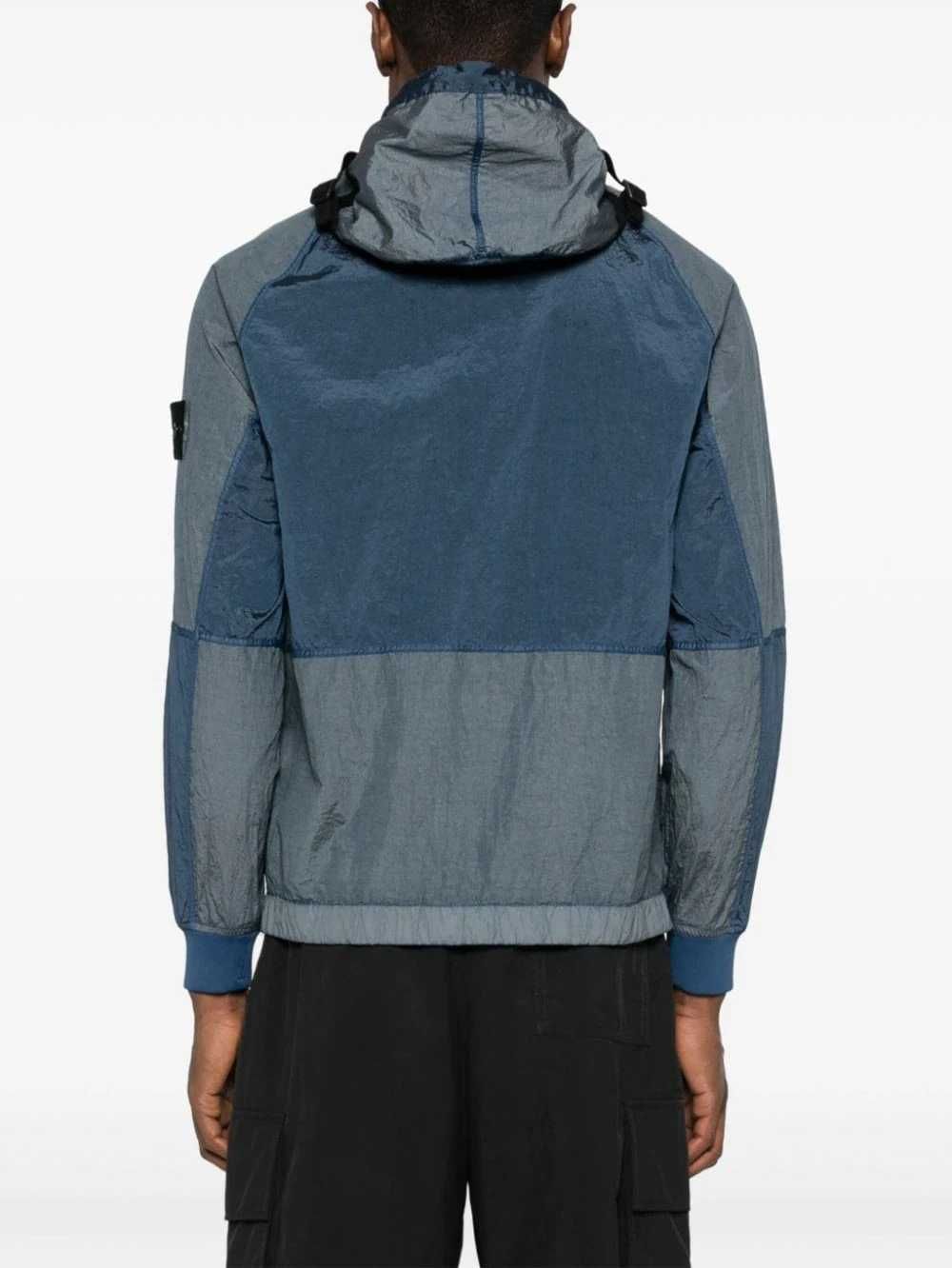 Куртка STONE ISLAND 42020 Nylon Metal Watro-TC in Econyl Jacket Blue