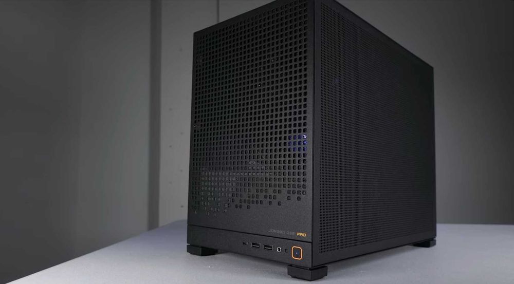 Komputer Ryzen 9600x XFX 9070 XT 2TB M2 7000Mb 850 PSU WIFI Wbudowane