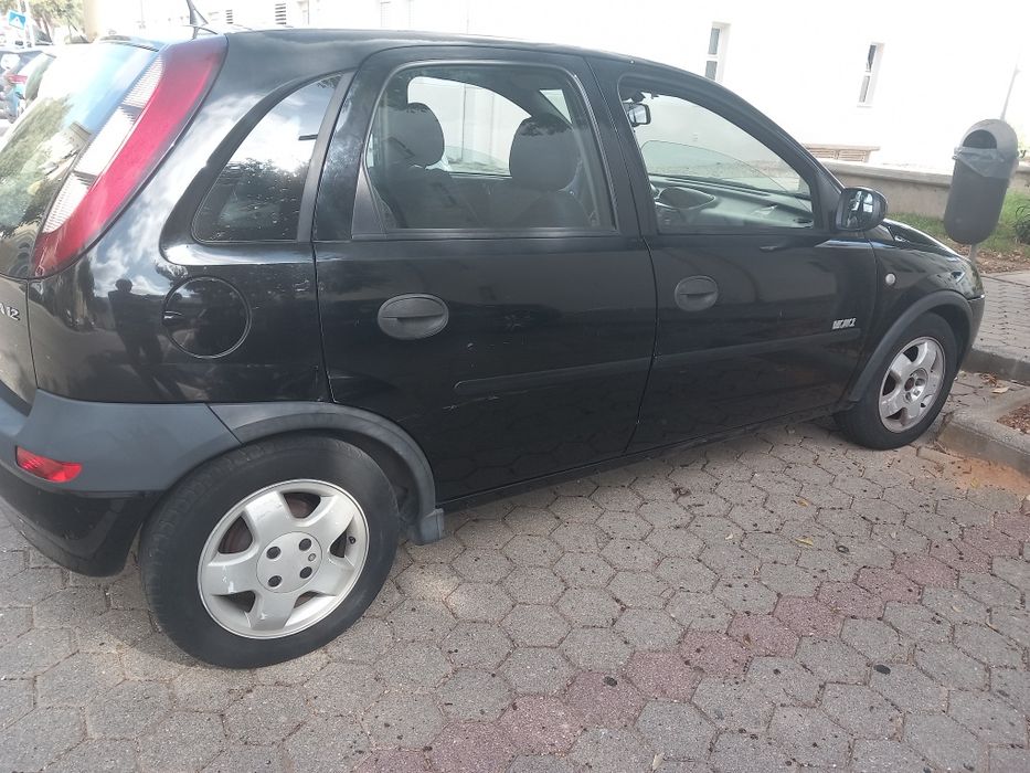 Exelente Opel Corsa 2002