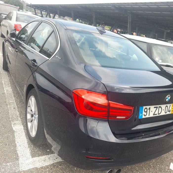 BMW 330e, hibrido plug-in, baterias com 85,3% de capacidade, teste bmw