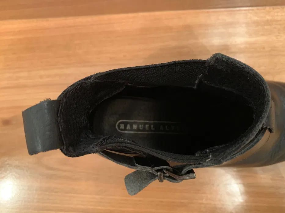 Botas em pele pretas - Manuel Alves