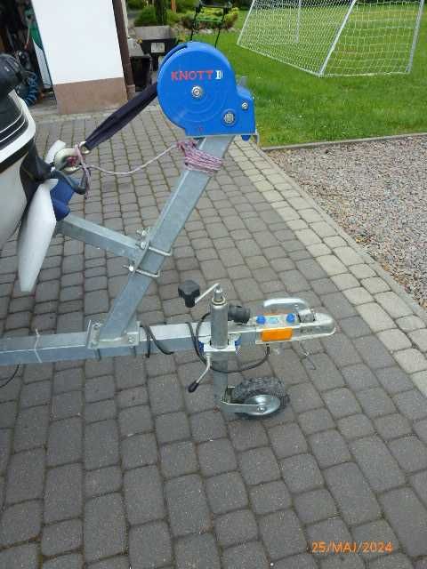 Ponton Bt420s , silnik Honda 20 KM ,przyczepa podłodziowa