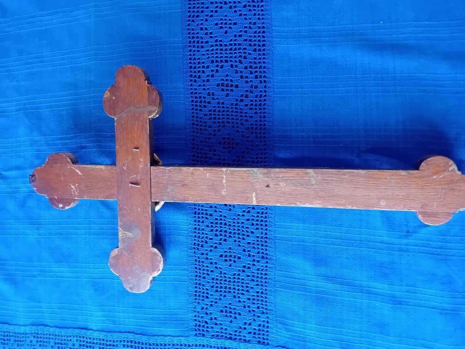 Przedwojenny drewniany krzyż krucyfiks duży pięknie wykonany !