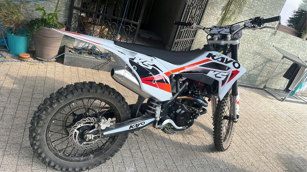 Kayo k5 300 , 20 mth ,  prawie nowy ,