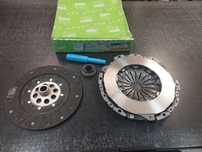 Zestaw sprzęgła z łożyskiem wyciskowym (225mm) sprzęgło  CITROEN C3 I, C4, C4 I, C5 II, XSARA PICASSO; PEUGEOT 206, 207, 307, 407 1.6D/2.0D 08.00-