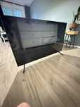 Samsung 50” TU8002 – uszkodzony, czarny ekran, dźwięk działa