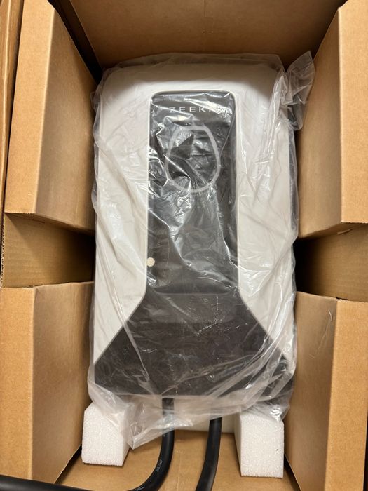 ПРОДАМ зарядну станцію Zeekr Power Home Charge 7 kW, GBT, Wallbox