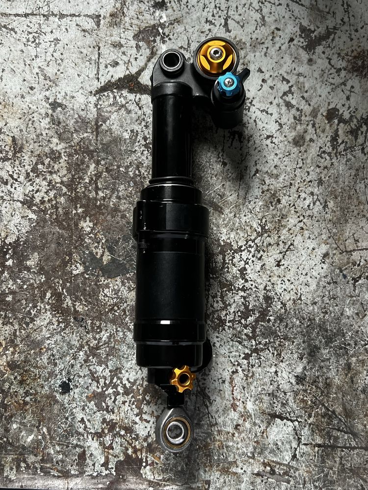 Damper ohlins stx 22 216x63 (pasuje do ns fuzz, trek session)