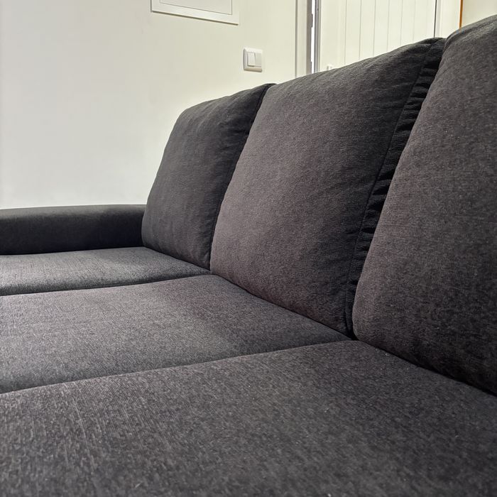 Sofa com apoio para pés novo