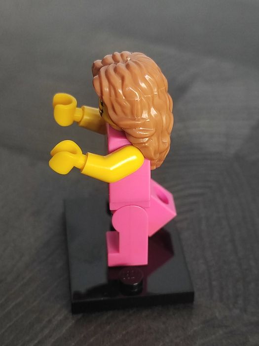 LEGO Minifigures Series 5 Fitness Instructor col05-10r