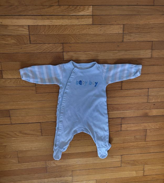 Kocyk niemowlęcy + śpioszki 52