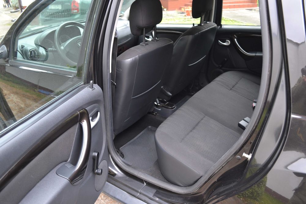 Duster 2010 1.6+LPG 2035 Klima Czarny Zadbany Bardzo ładne auto