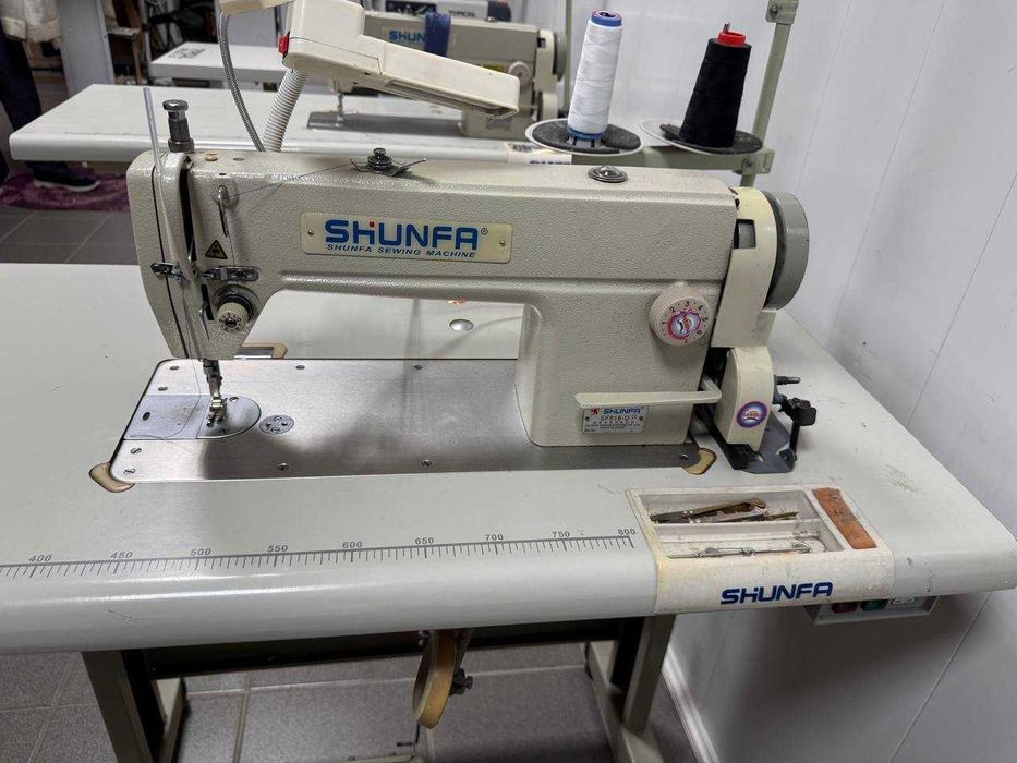 Промислова швейна машина Shunfa SF818-U CE — надійна та міцна