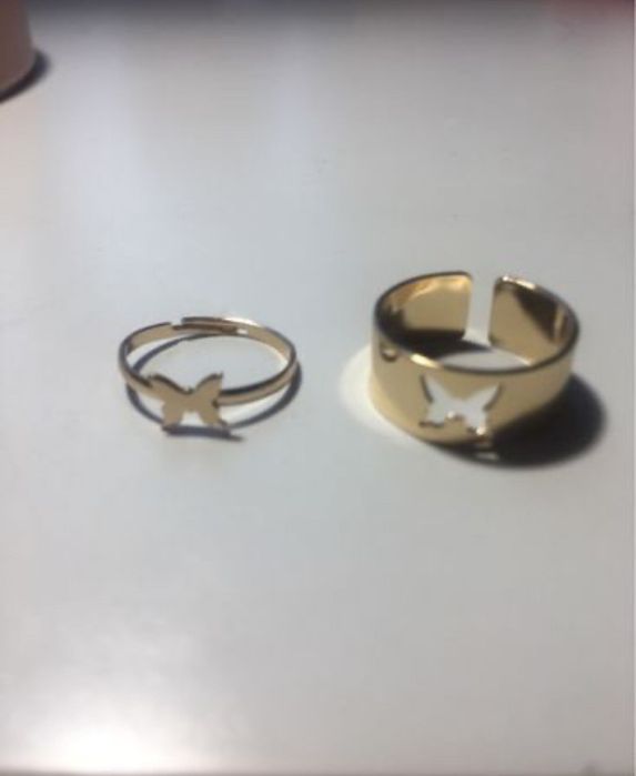 Złote pieścionki z motylem matching rings