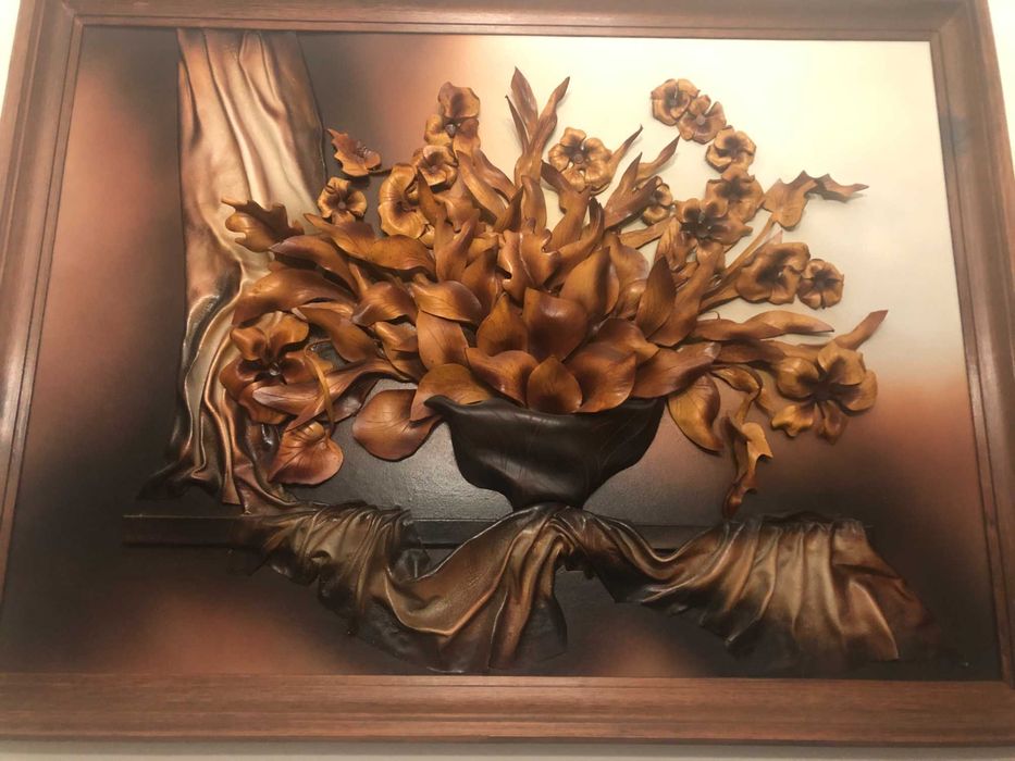 Piękny duży obraz na ścianę z drewnianymi aplikacjami