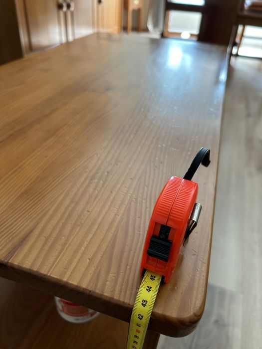 Mesa de Sala em Madeira