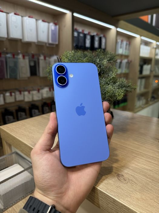 Б/у iPhone 16 Plus 128Gb Ultramarine