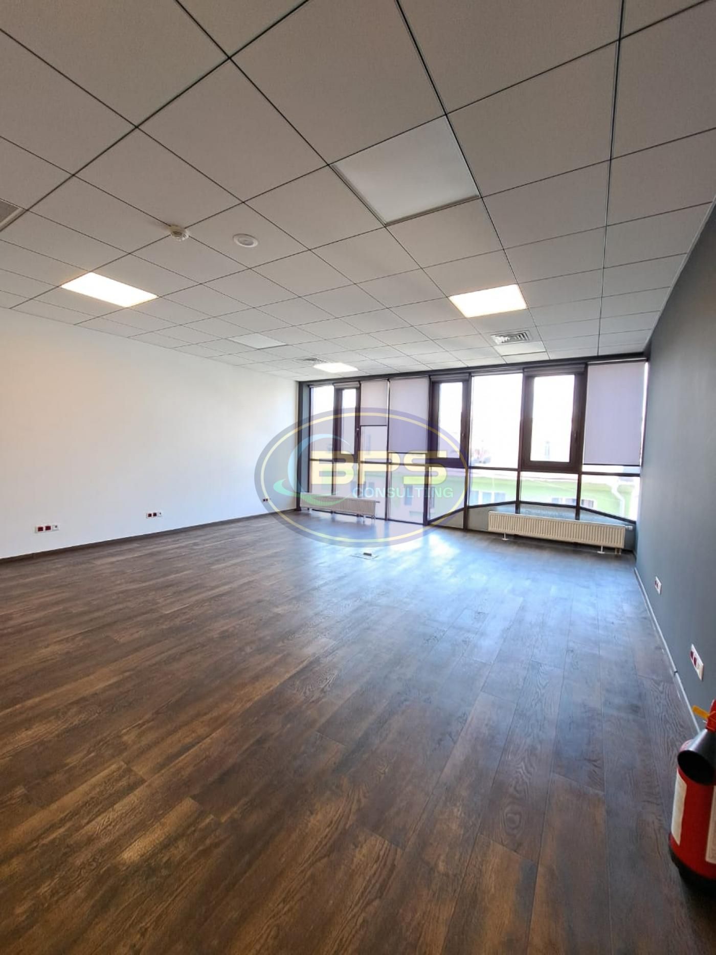 Преміальне офісне приміщення в центрі — 500 м²