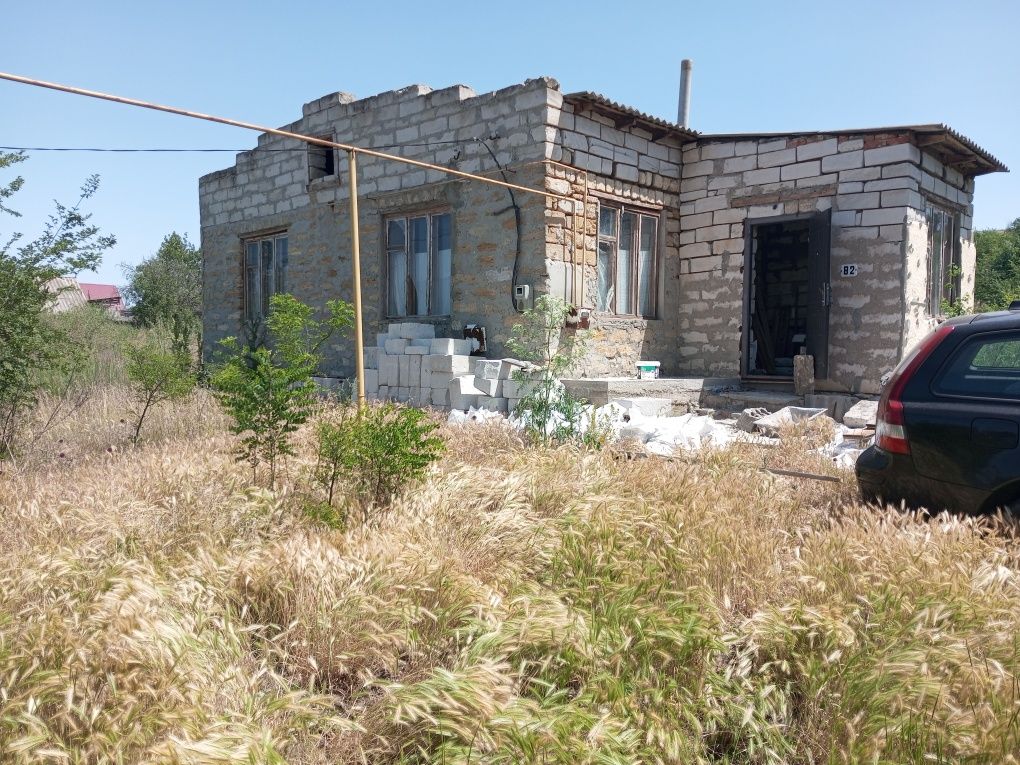 Дом в селі,подалі від суєти