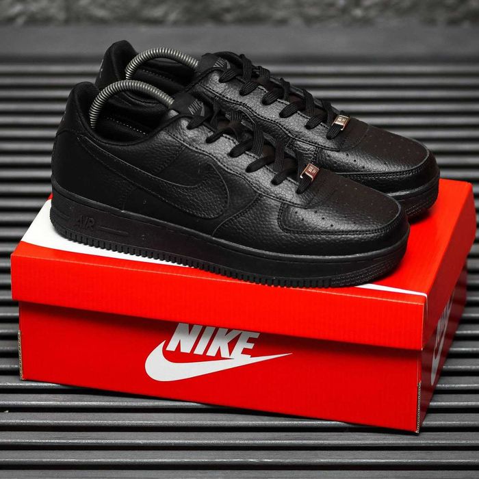 (2040) Кросівки Nike Air Force повністю чорні (41-46)