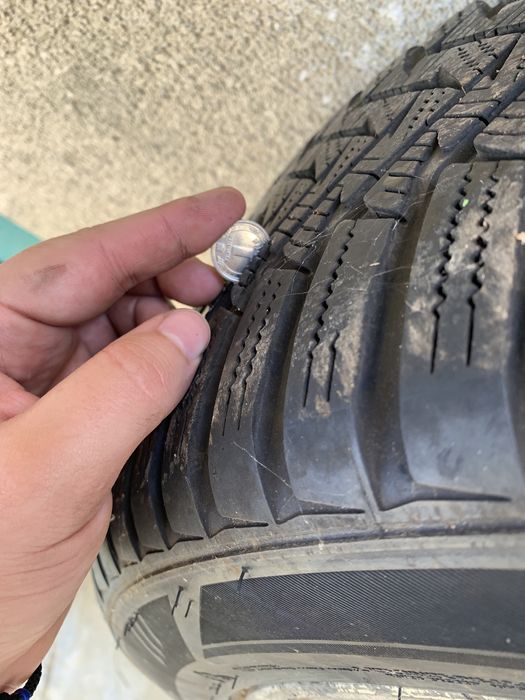 Комплект шини+ диски. 225/50 r 17