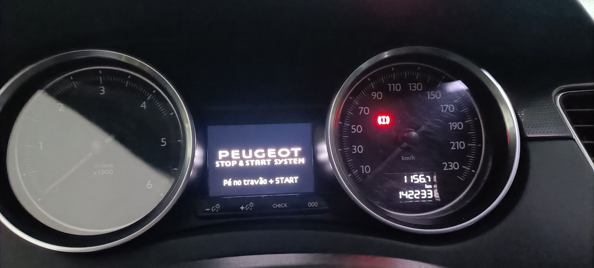 Peugeot 508 SW 1.6 e-HDi Allure 2-Tronic NACIONAL