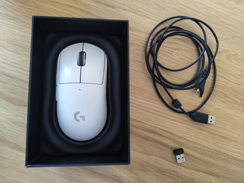 Rato Logitech G Pro X Superlight - Wireless