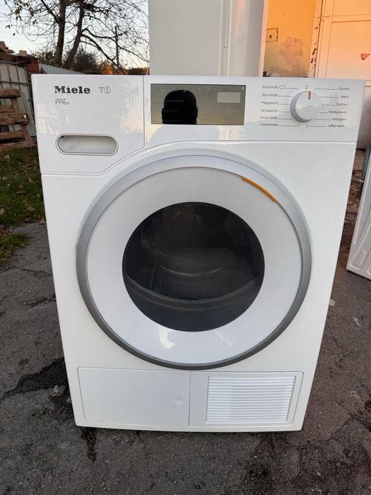 Сушильна машина Miele TWF620WP