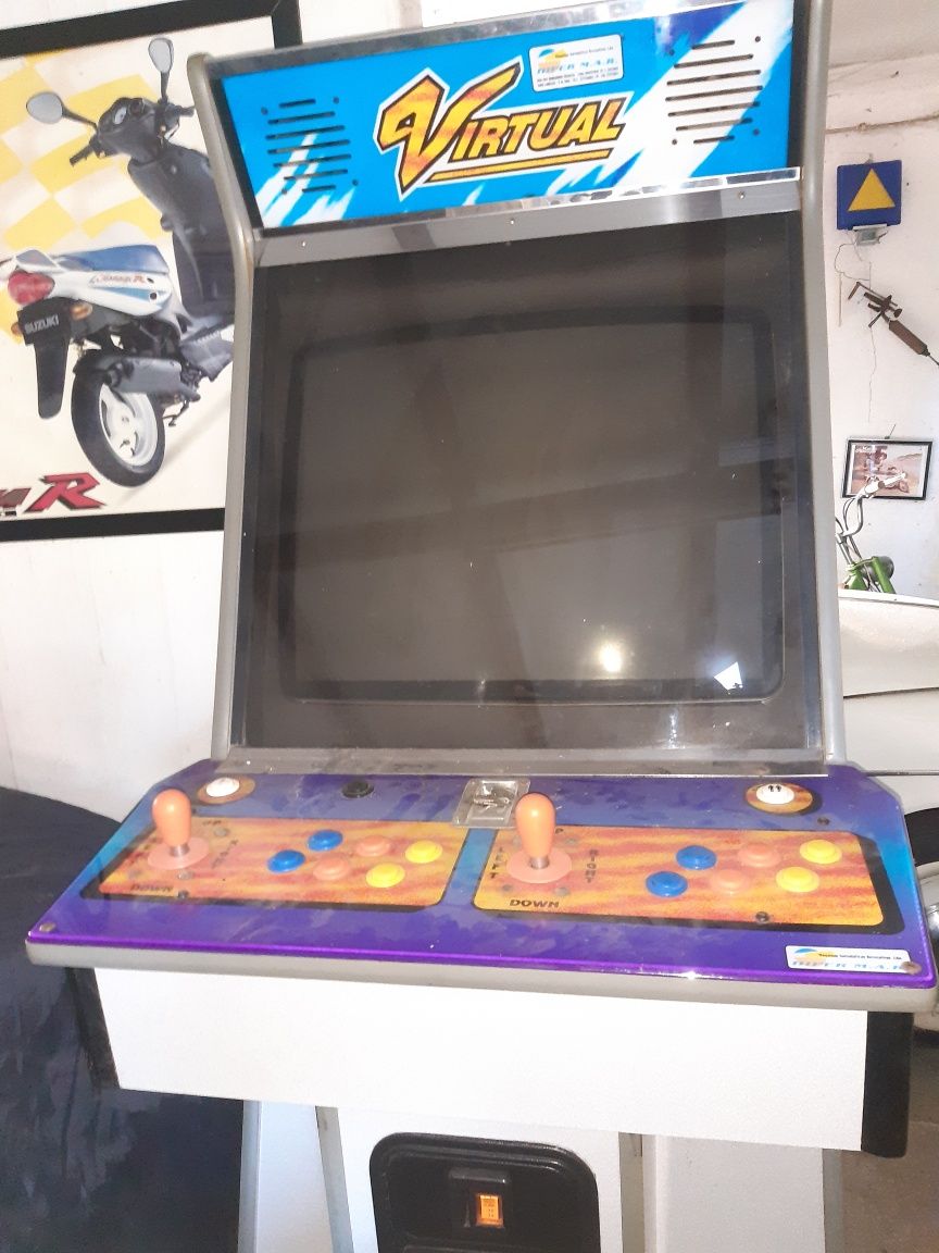 Maquina arcade vintage