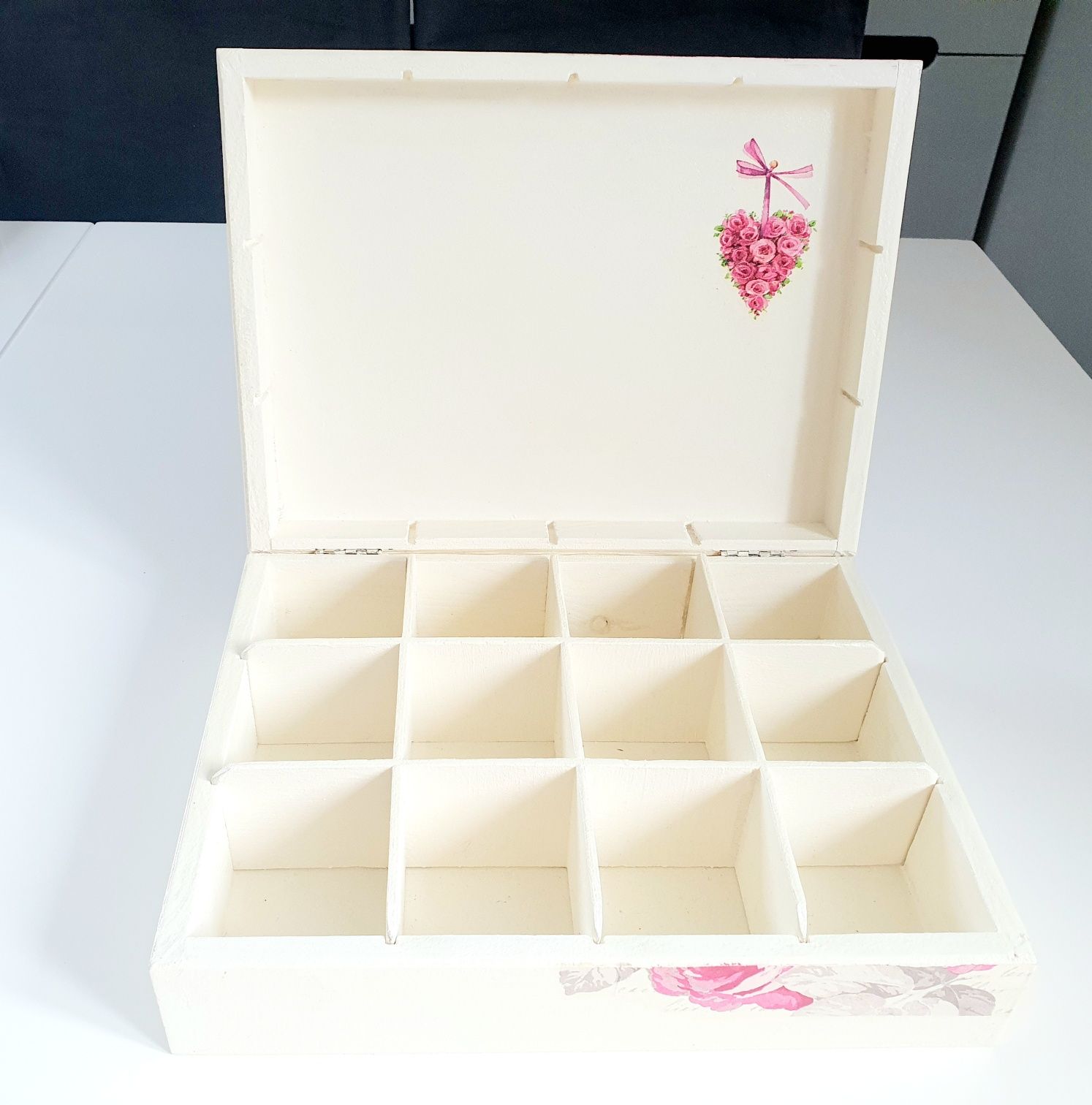 Herbaciarka - pudełko z przegródkami
