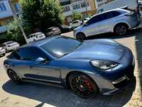 Porsche panamera GTS 4.8 2012