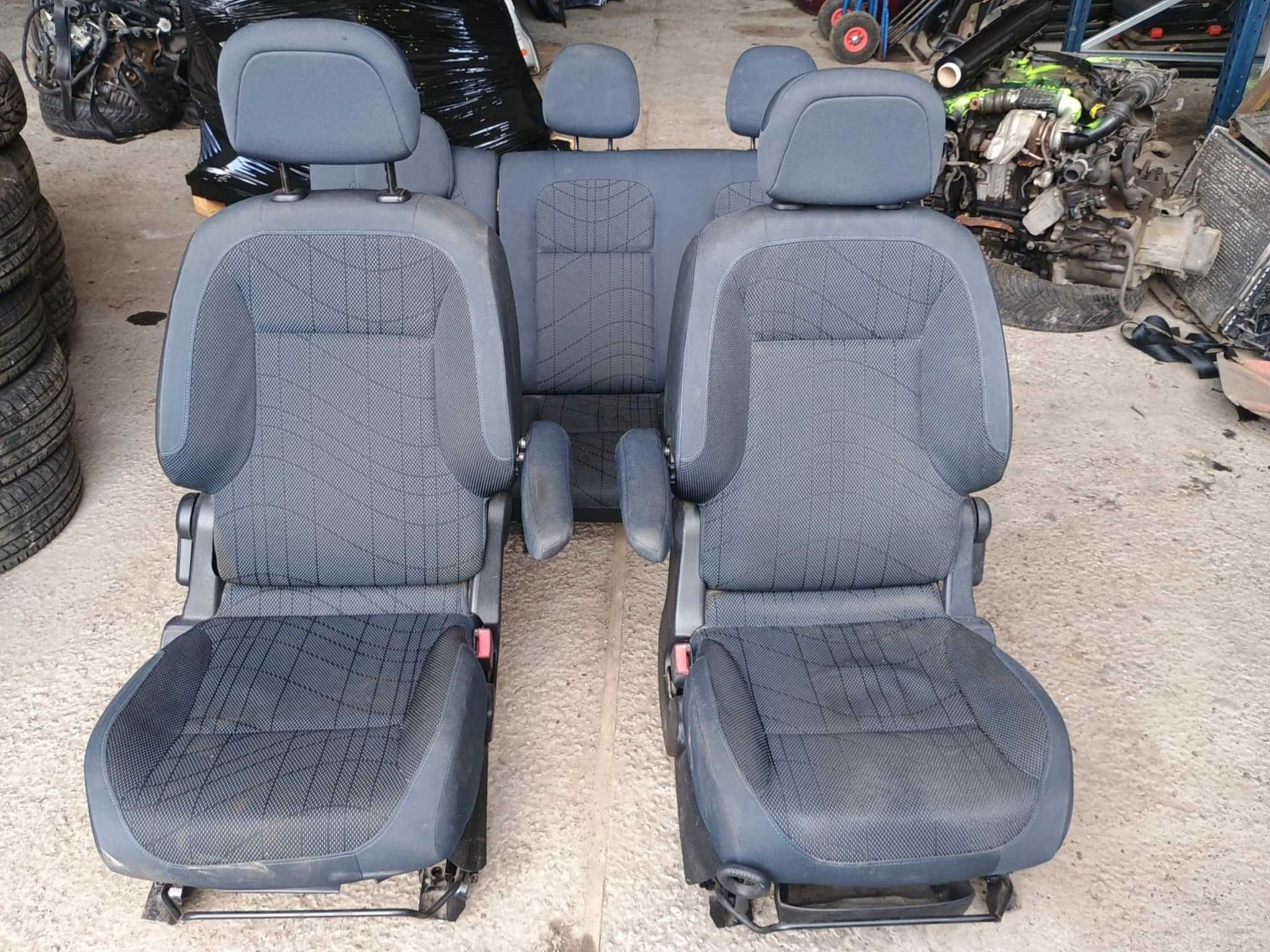Fotele Siedzenia Komplet Berlingo II Partner II