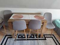 Stół plus 4 krzesła