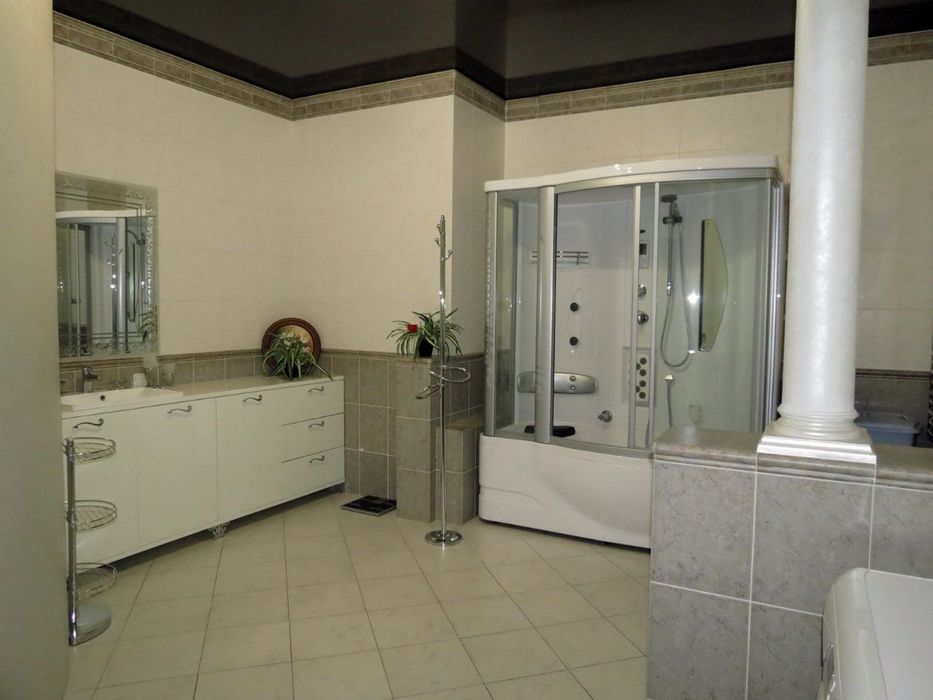Продам елітну квартиру в центрі Дніпра