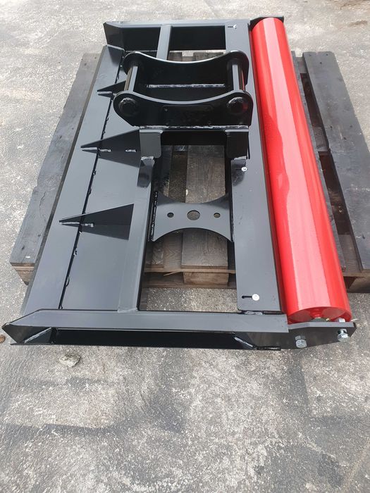 Niwelator powierzchni 150cm do koparki minikoparki pod szybkozłącze ms
