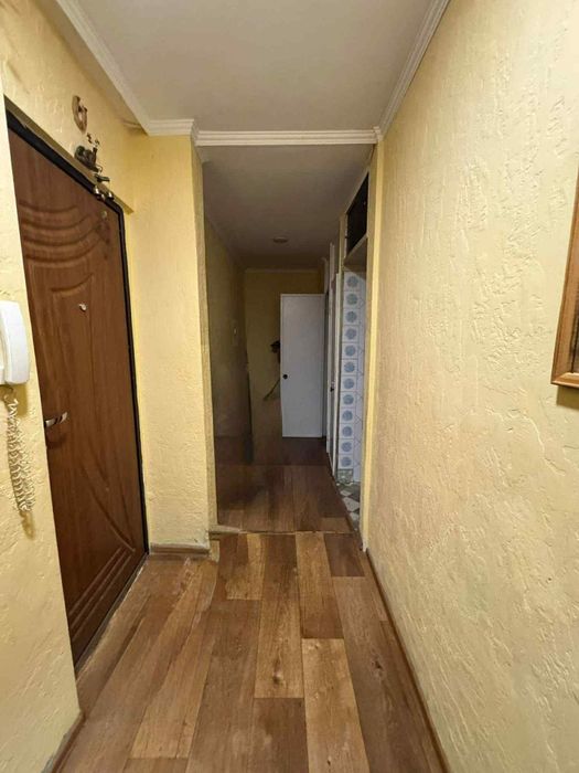 Продам 2-х.кім.на Шептицького(центр міста)