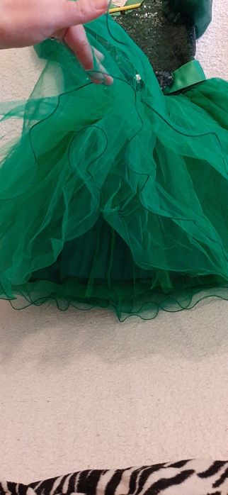 Плаття пишне нарядне зелене смарагдове