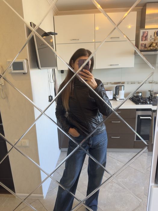 Куртка жіноча розмір S