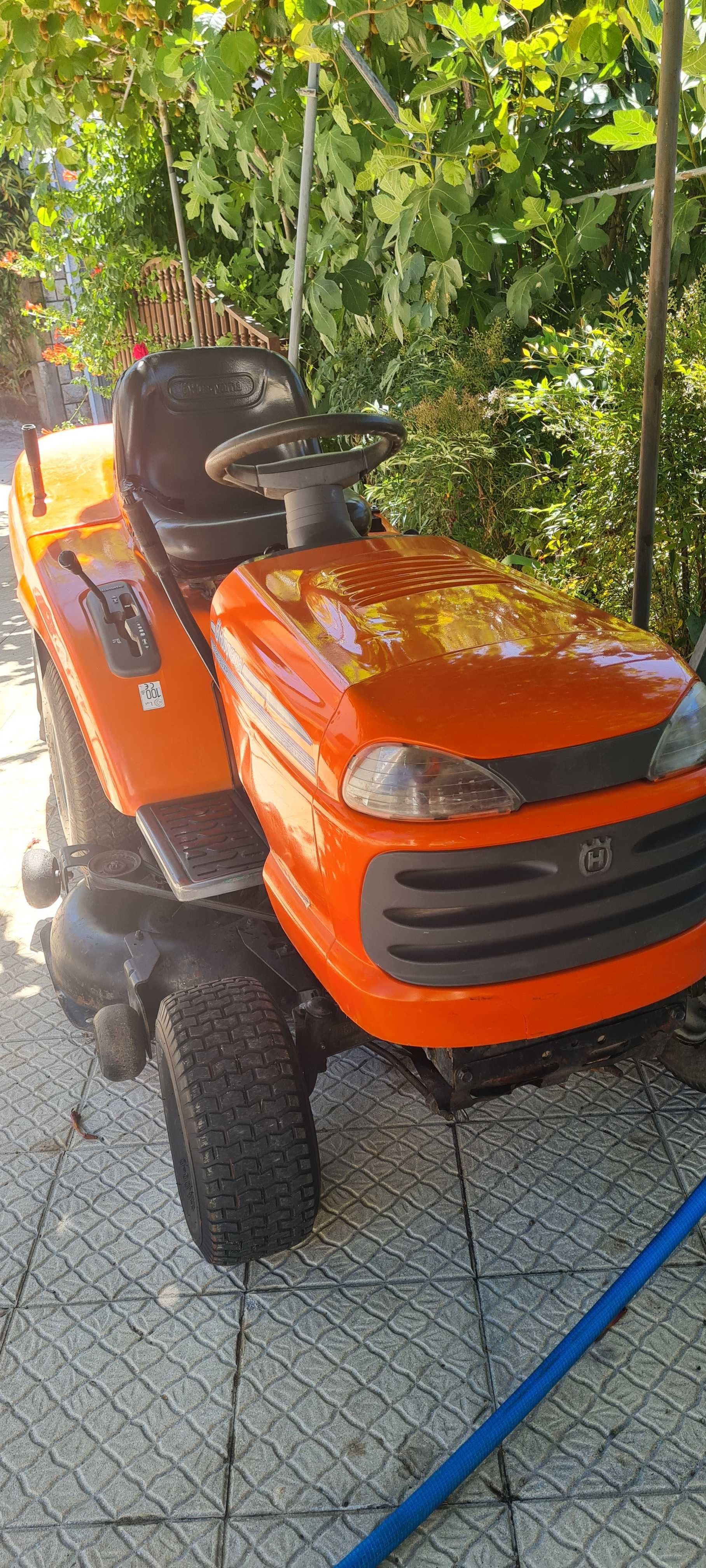 Husqvarna CTH180XP – Trator Corta-Relva com Revisão Completa